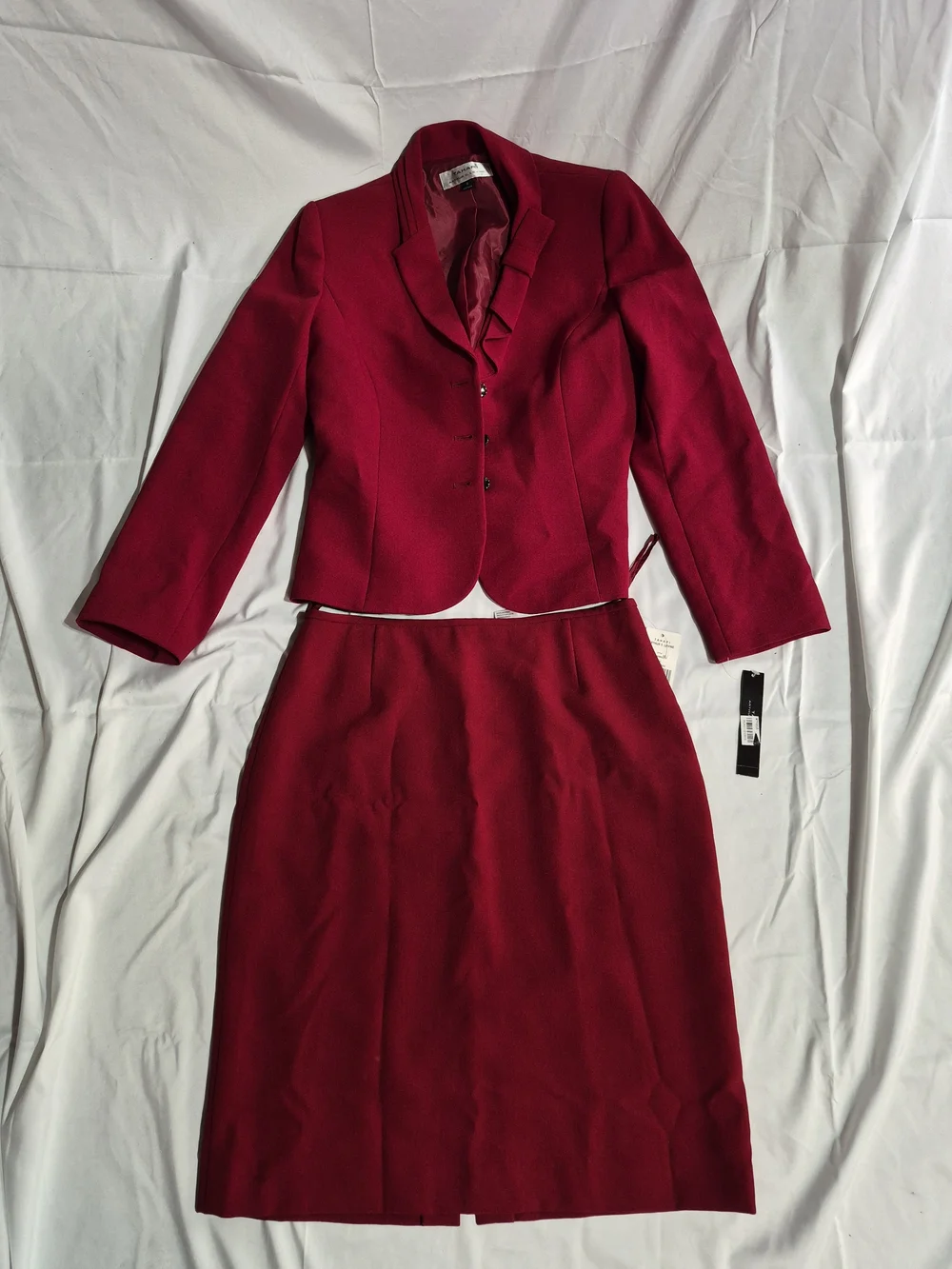 Classic Merlot Red Pencil Skirt – Sleek Office Staple - Picture 7 of 7
